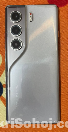 Camon 40 pro